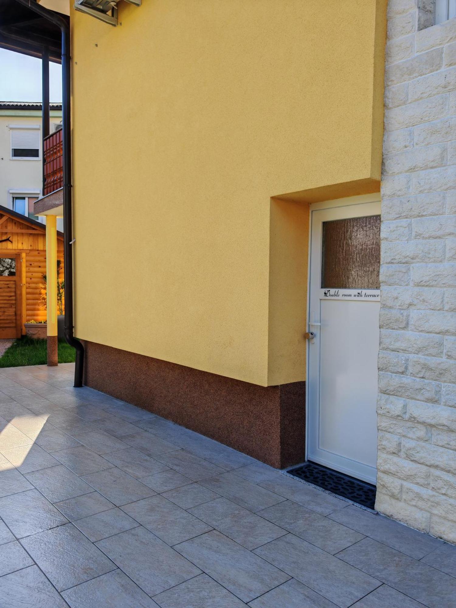 Apartment And Room Anica Толмин Екстер'єр фото