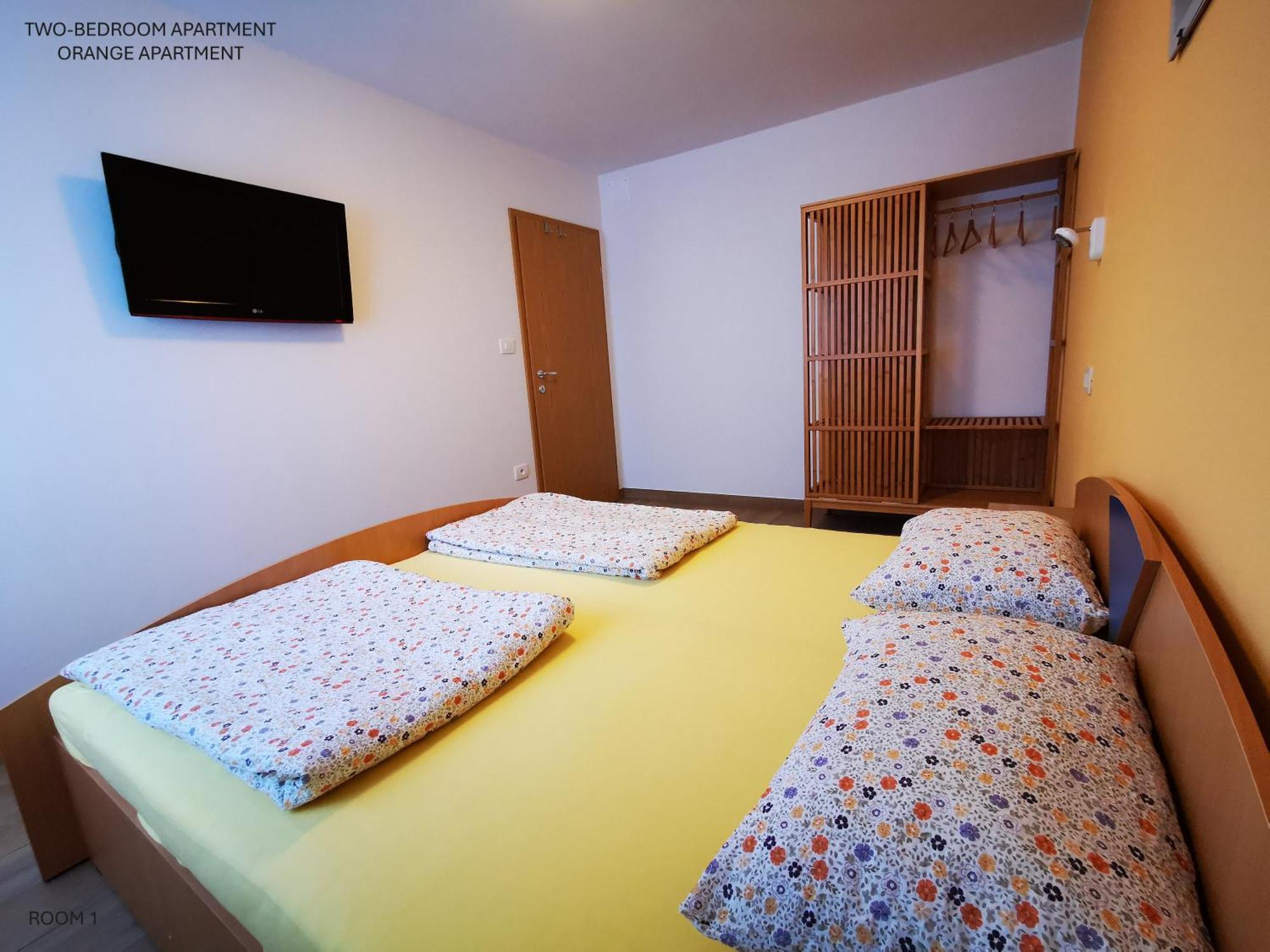 Apartment And Room Anica Толмин Екстер'єр фото