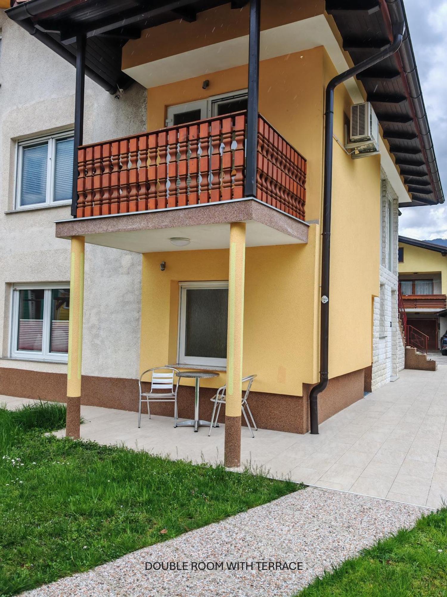 Apartment And Room Anica Толмин Екстер'єр фото